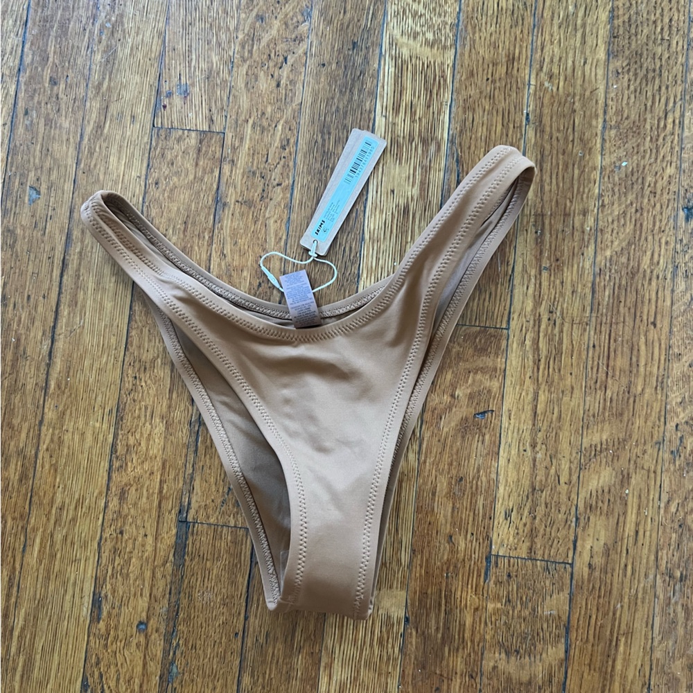 NWT Skims Cheeky Tanga Bottom Size S